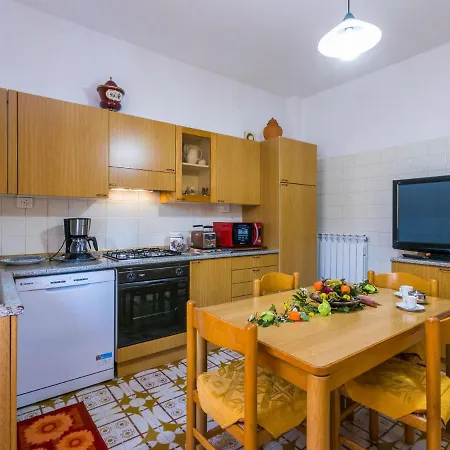 A Casa Di Gabri By Interhome Montefollonico