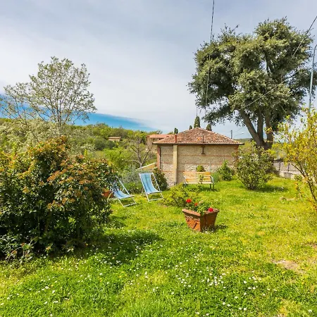 A Casa Di Gabri By Interhome Holiday home Montefollonico